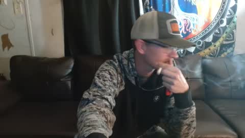 Ethan Steele online show from 01/03/25, 01:27