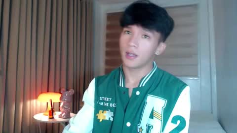 Rey online show from 04/16/26, 12:28