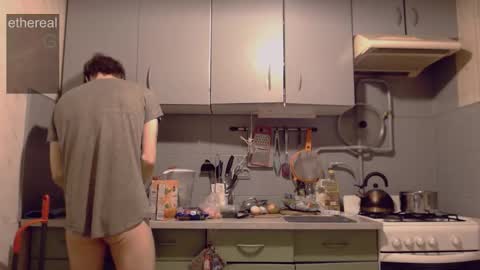 Snapshot of etherealg chatting on 09/23/25, 05:05 G online show from 09/23/25, 05:05