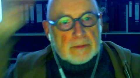 Snapshot of etonne chatting on 01/14/25, 09:45 etonne online show from 01/14/25, 09:45