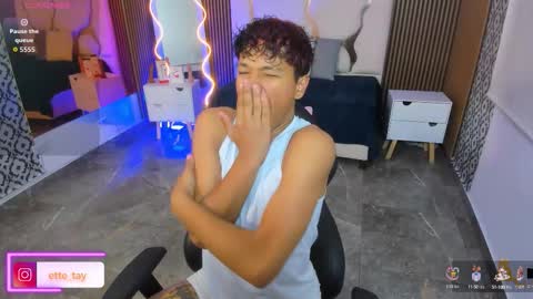 ette online show from 10/08/25, 04:32