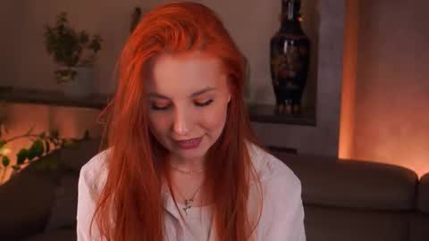 Snapshot of eugenecristino chatting on 10/28/25, 01:36 Lillie here and its my first day online show from 10/28/25, 01:36