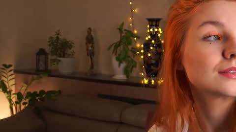 Snapshot of eugenecristino chatting on 11/08/25, 12:05 Lillie here and its my first day online show from 11/08/25, 12:05