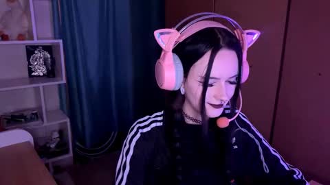 Kate online show from 02/16/26, 12:01