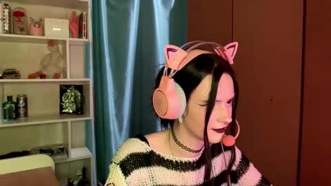 Kate online show from 02/23/26, 11:07