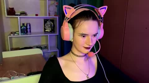 Kate online show from 02/26/26, 11:09