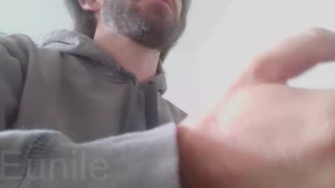 eunile online show from 09/24/25, 12:41