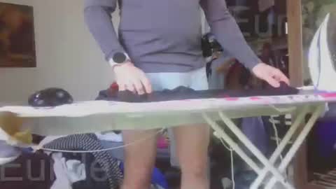 eunile online show from 02/26/26, 03:55