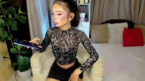 Snapshot of euphoric_goddess chatting on 05/11/26, 04:04 euphoric_goddess online show from 05/11/26, 04:04