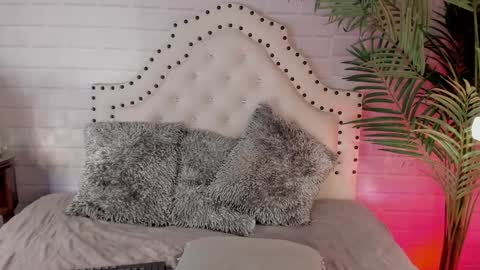  Eurekaa  online show from 02/04/25, 12:51