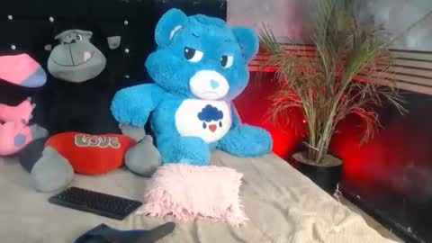 eva_06 online show from 02/14/26, 12:40