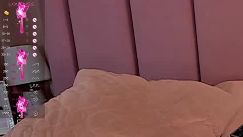 Eva Cramer online show from 03/07/25, 01:20