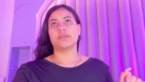 EVA DAEMON  online show from 06/01/26, 11:45