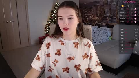 Snapshot of eva_davie chatting on 12/27/24, 08:02 Eva online show from 12/27/24, 08:02