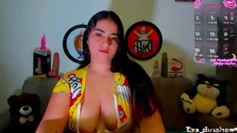 Eva online show from 11/24/25, 11:26