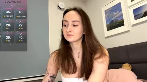 Eva  online show from 12/19/25, 02:35