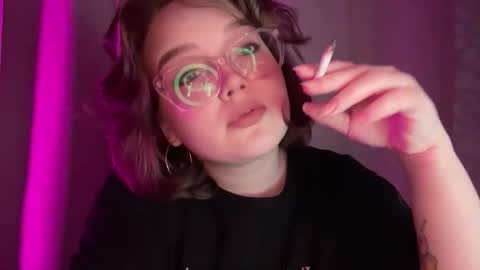 Snapshot of eva_kittenn chatting on 11/03/25, 05:47 eva_kittenn online show from 11/03/25, 05:47