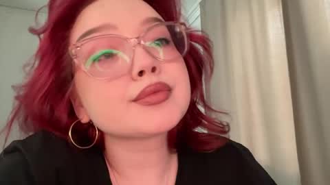 eva_kittenn online show from 05/23/26, 11:36