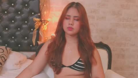 eva_luz1 online show from 12/20/25, 12:12