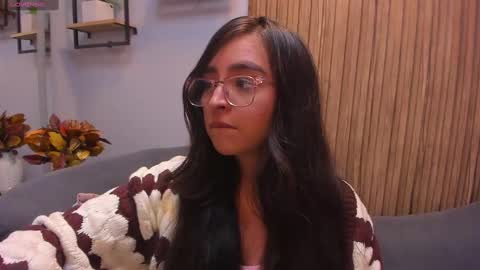 Snapshot of eva_macalliter chatting on 01/19/25, 03:29 Angelinne online show from 01/19/25, 03:29