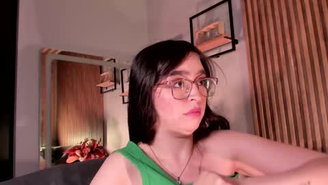 Angelinne online show from 04/23/26, 03:08