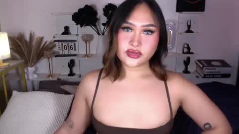 Queen Eva Mazikeen online show from 01/06/26, 10:12