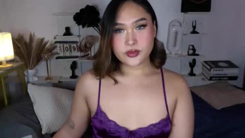 Queen Eva Mazikeen online show from 01/10/26, 12:12