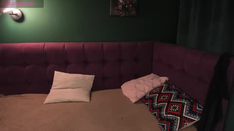 Eva 3 online show from 02/28/25, 07:48