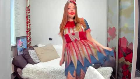 Snapshot of eva_redford chatting on 10/31/25, 01:28 Eva online show from 10/31/25, 01:28