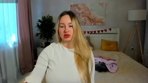 Eva online show from 02/27/25, 10:04