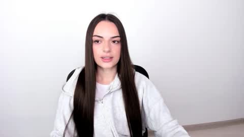 Eva online show from 02/21/25, 10:17