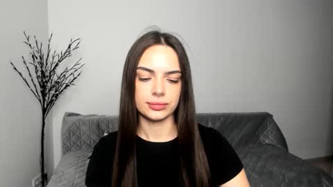 Eva online show from 04/26/26, 05:10