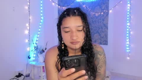 Eva  online show from 04/05/26, 10:34