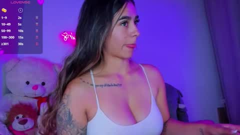 Eva Shinee online show from 11/14/25, 11:20