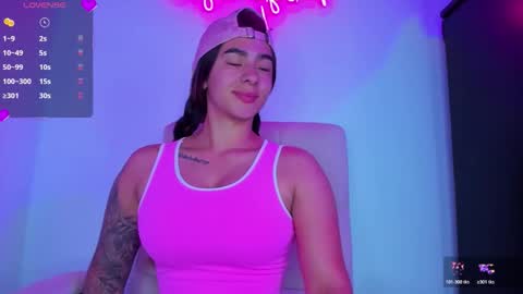 Eva Shinee online show from 11/28/25, 10:40