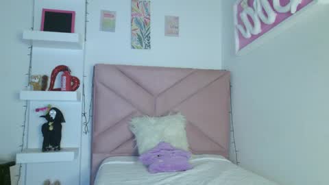 Eva Sin online show from 04/09/26, 11:21