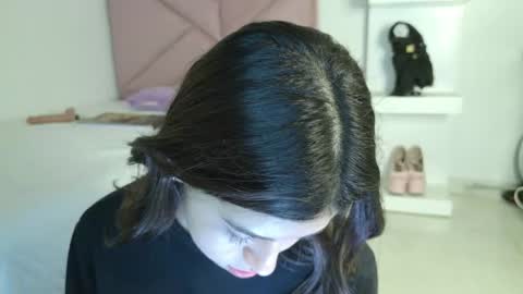 Eva Sin online show from 05/18/26, 04:07