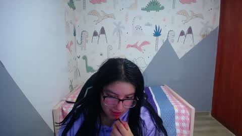 eva_smit_t online show from 12/16/25, 03:00