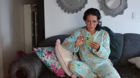 eva_stark57 online show from 02/17/26, 10:05