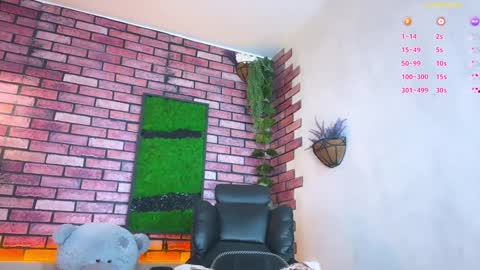 Eva online show from 01/19/25, 12:28