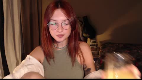 Snapshot of eva_sun chatting on 12/15/24, 05:20 Fansly - - use this referral link to support me online show from 12/15/24, 05:20