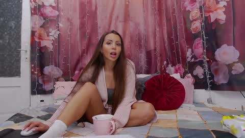 Eva online show from 02/04/25, 03:26