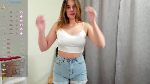 eva_toy online show from 12/11/24, 03:13