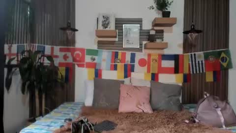 Snapshot of evaa_campbell chatting on 07/12/26, 12:18 Eva online show from 07/12/26, 12:18