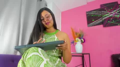  Eva Grey  online show from 03/03/25, 10:10