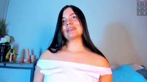  Eva Grey  online show from 04/05/26, 08:06