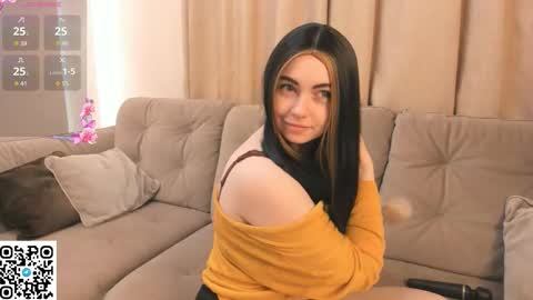 Snapshot of evablimey chatting on 10/24/25, 05:15 Eva online show from 10/24/25, 05:15