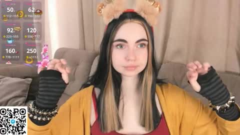 Snapshot of evablimey chatting on 11/29/25, 05:54 Eva online show from 11/29/25, 05:54