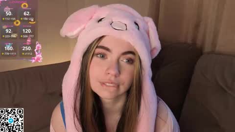 Snapshot of evablimey chatting on 12/16/25, 09:03 Eva online show from 12/16/25, 09:03