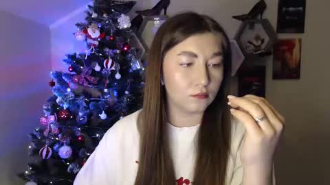 Evachaturbatte online show from 12/16/25, 07:35